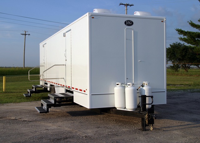 Restroom Trailer With Hot/Cold Runing Water & Flushing Toilets in Saratoga County, New York